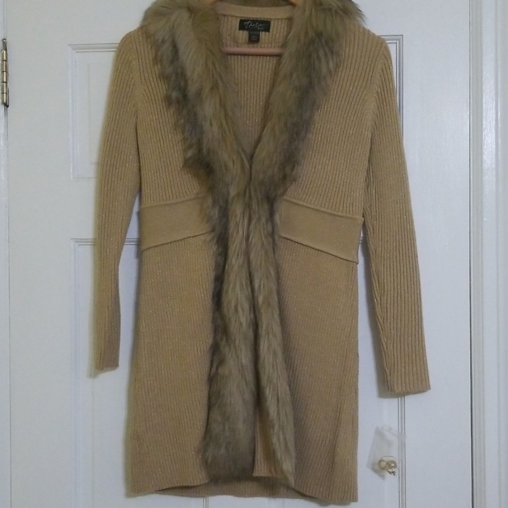 Thalia Sodi Sweater - NWOT